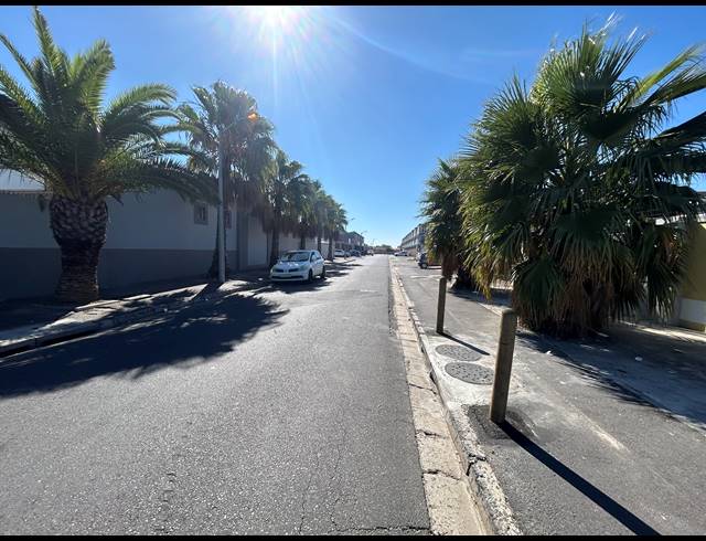 423M² BUILDING TO LET IN MAITLAND